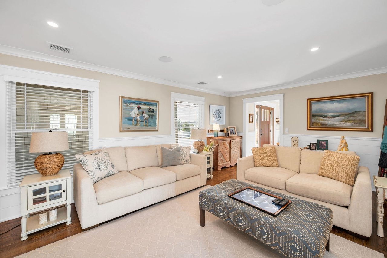 Exclusive Curtis Point Home with Pool