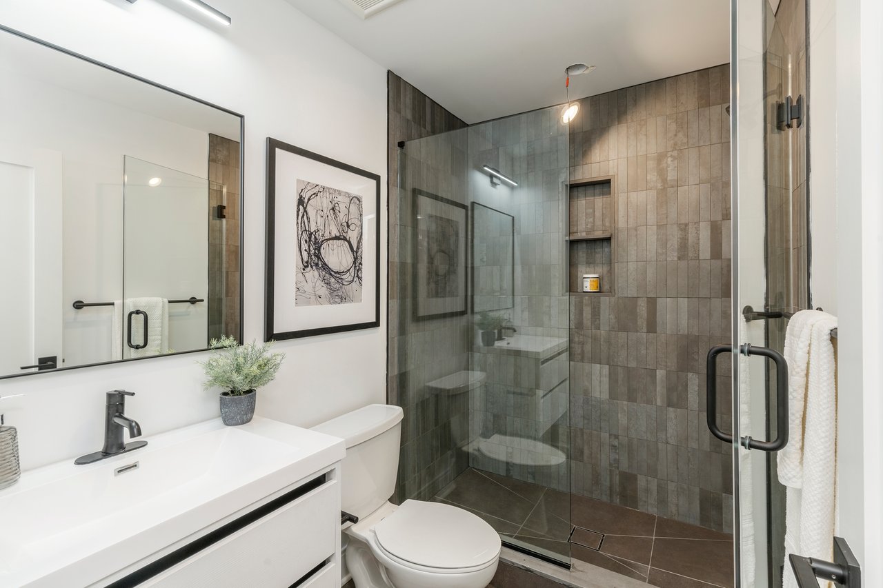 310 Reed St, Philadelphia, PA 19147