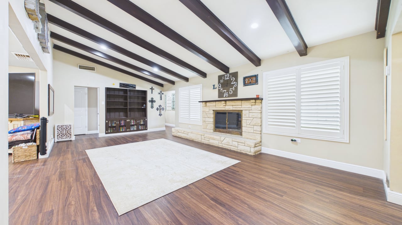 621 S Hickory St.