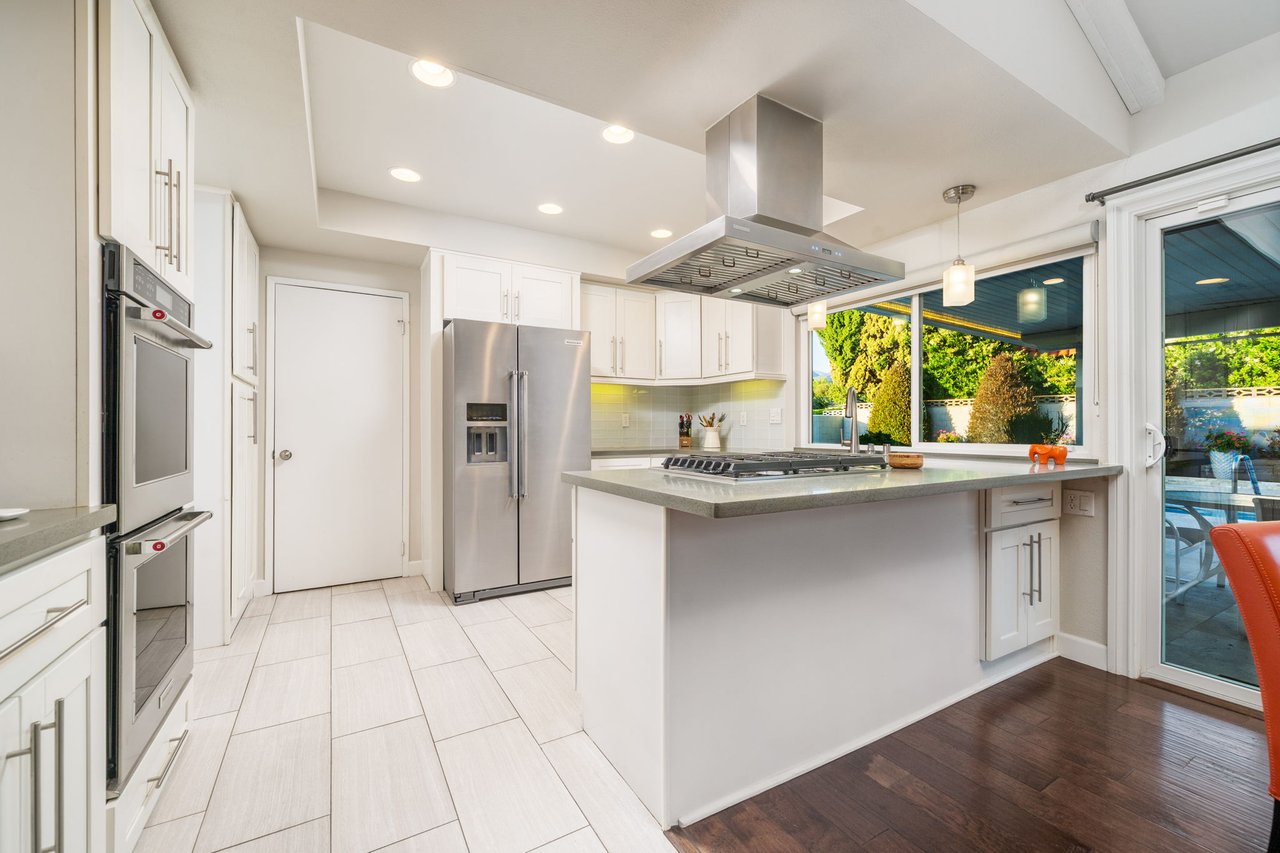 2128 N Villa Maria Road