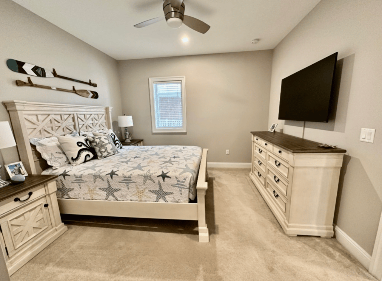 101 W 9th St. Unit 106