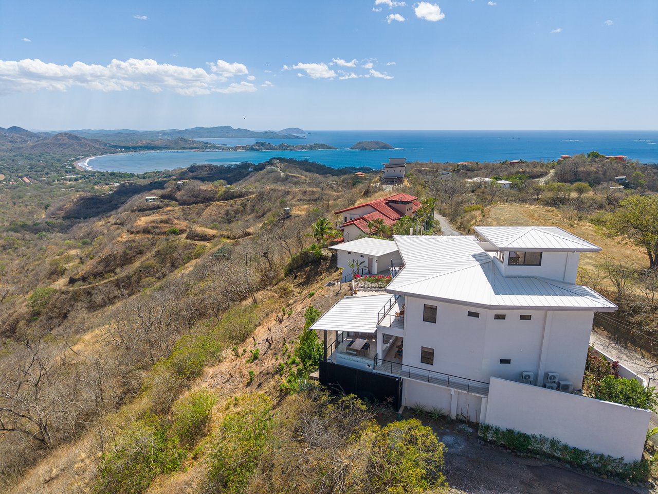 Casa En Las Rocas | Spectacular Ocean-View Home in Pacific Heights