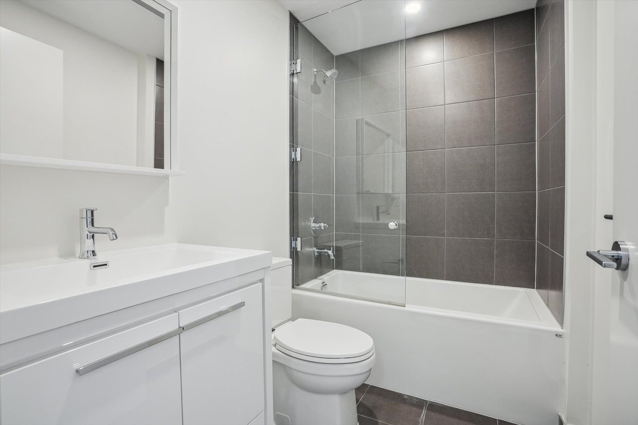#403 - 212 King William Street