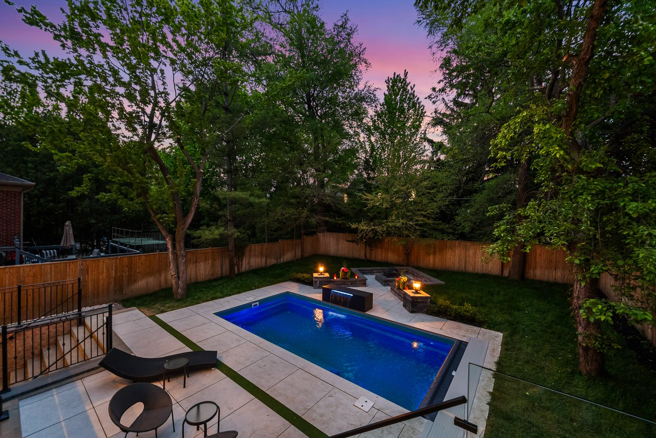 148 Munro Boulevard