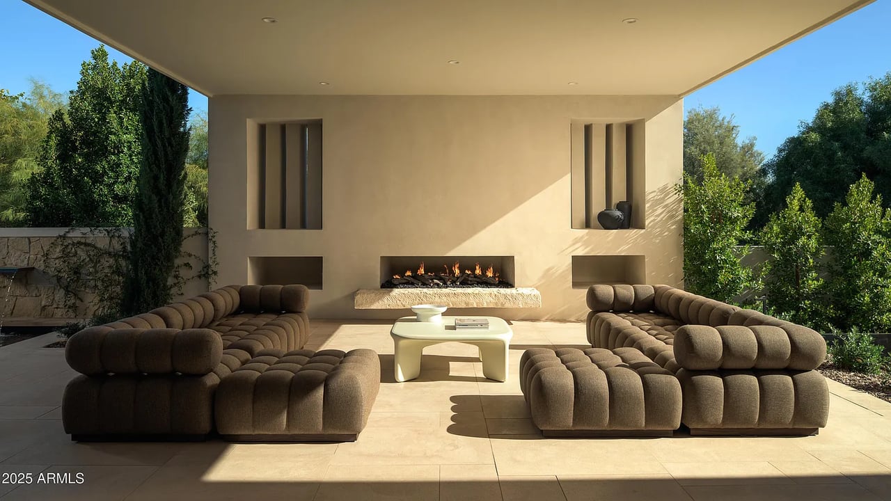 4510 E Maderos Del Cuenta Drive