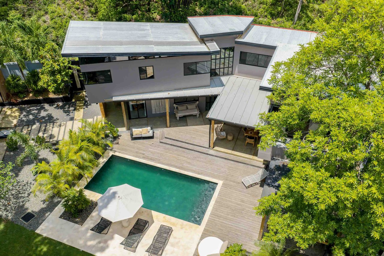 Casa Chavela | Luxury 4-Bedroom Home with Guest Cabin & Pool in Tamarindo