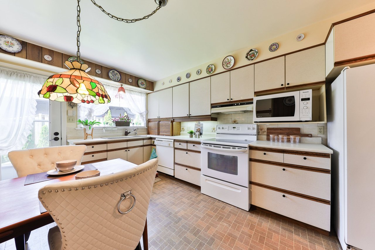 1364 Avonbridge Dr