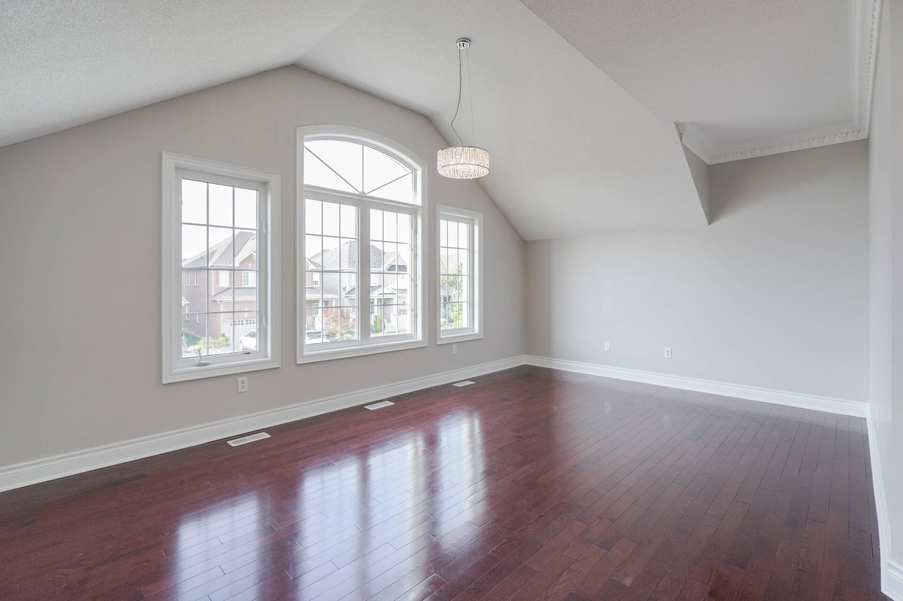 1648 Pennel Drive Unit: Upper
