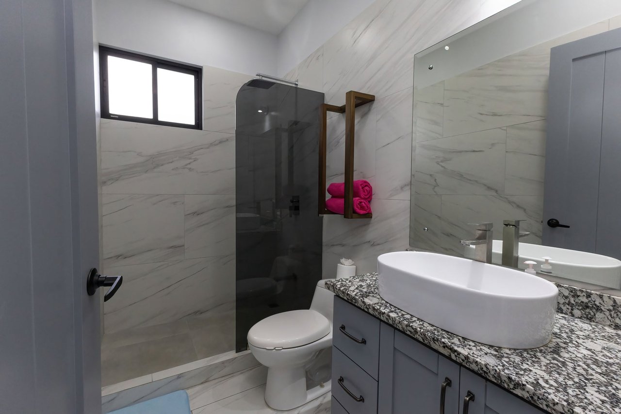 Modern Home Private Pool, Manuel Antonio, Puntarenas