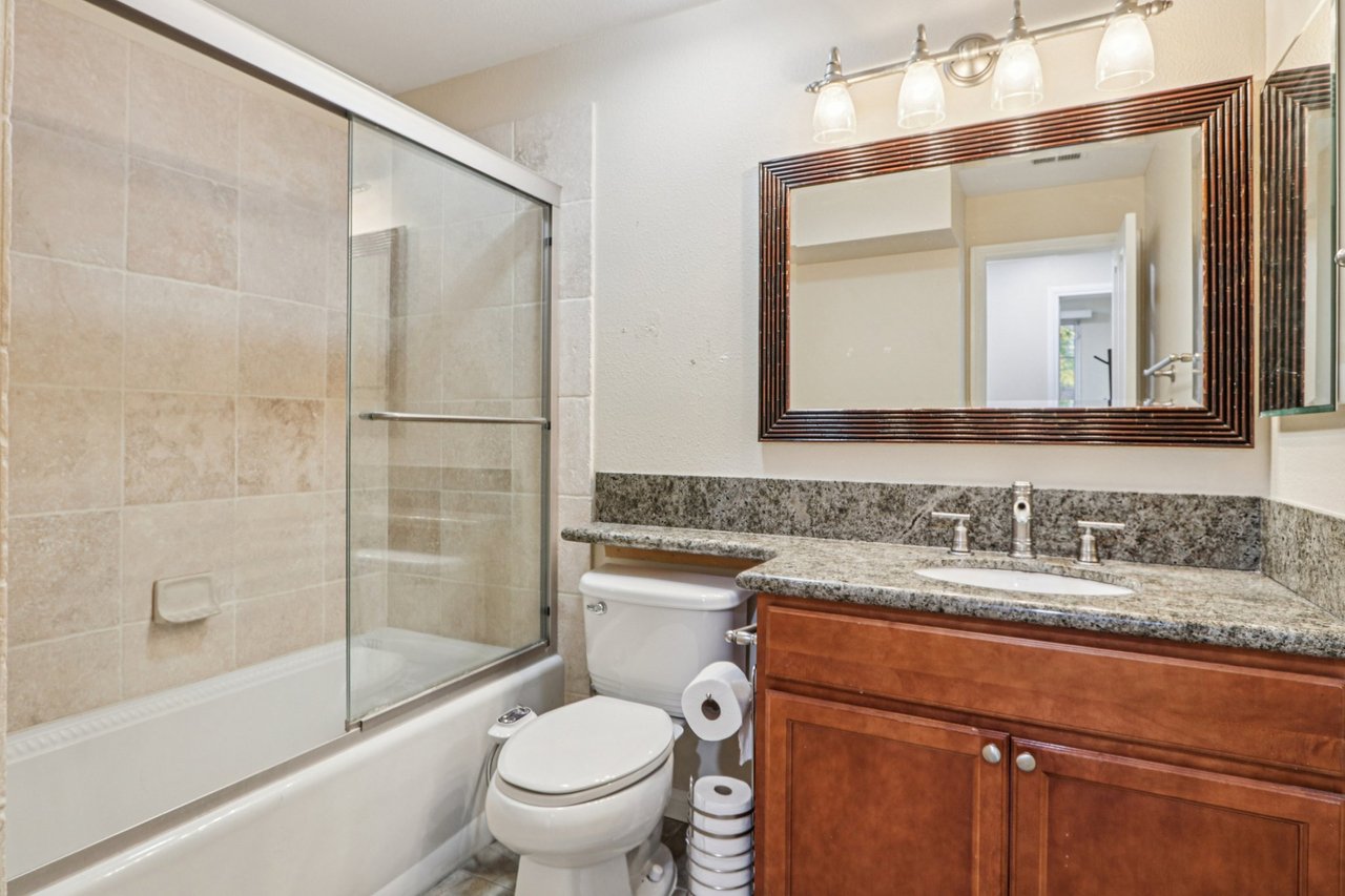 24111 Del Monte Dr, Valencia, CA 91355