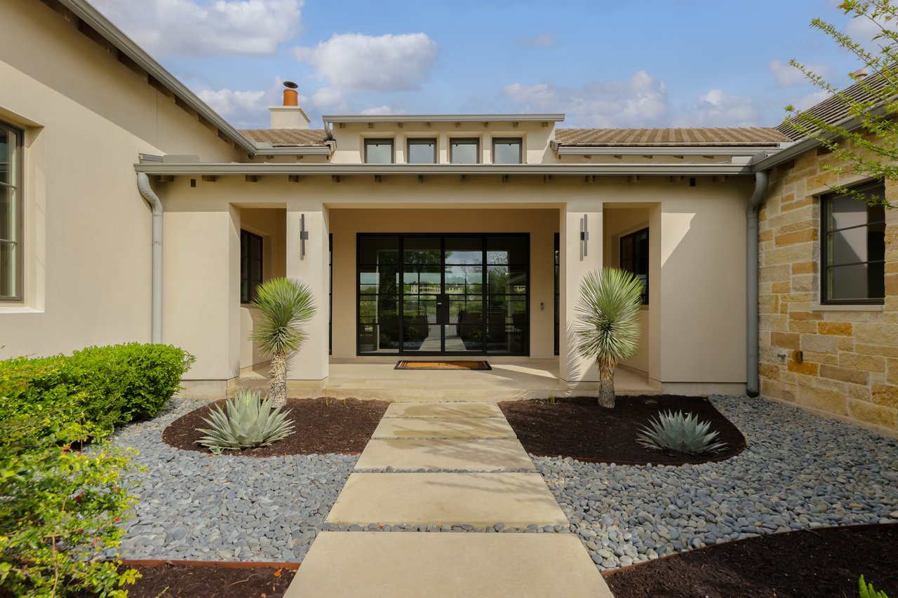 4717 Peralta Lane