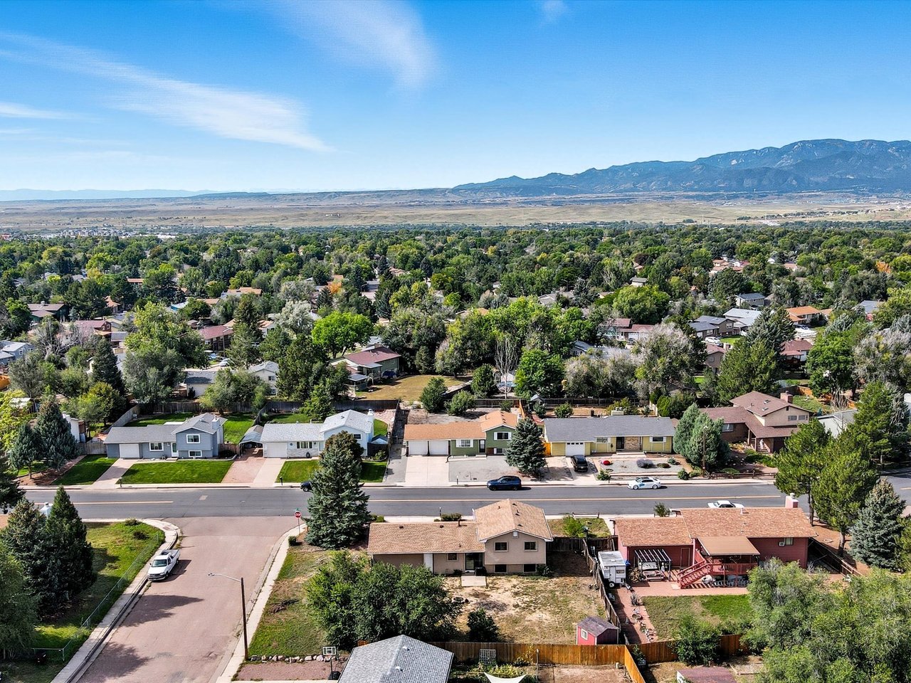 6735 Goldfield Drive