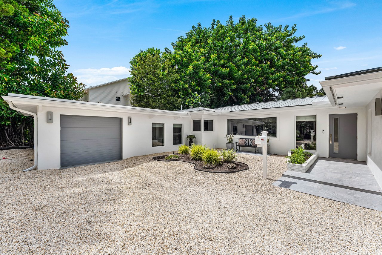 545 NW 7th St