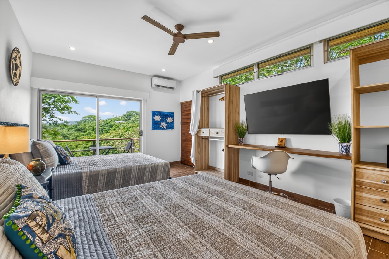Casa Pochote | Artisan Luxury Villa in Tamarindo | Pool, Jacuzzi & Langosta Beach Club Membership Included
