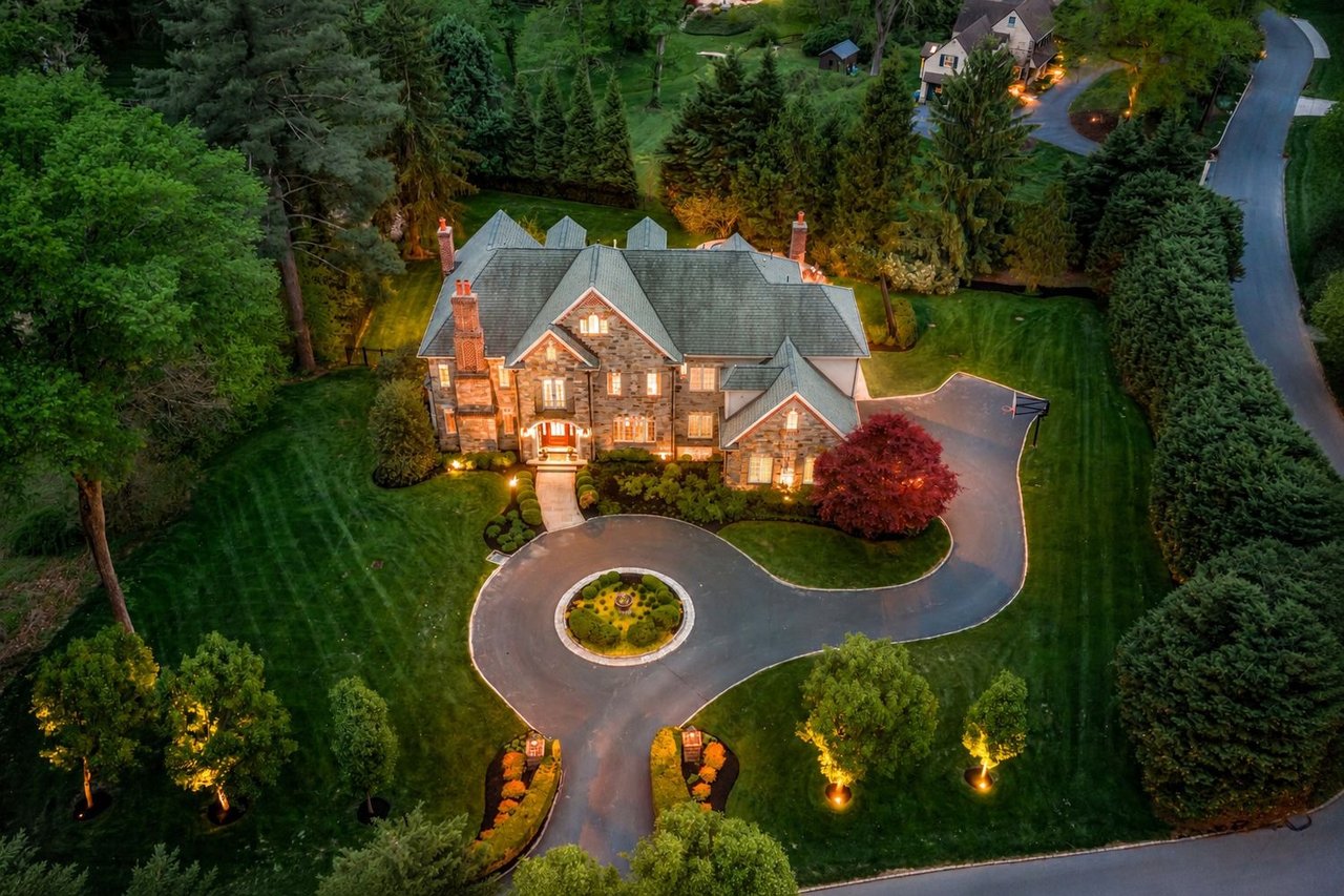 775 Parkes Run Ln