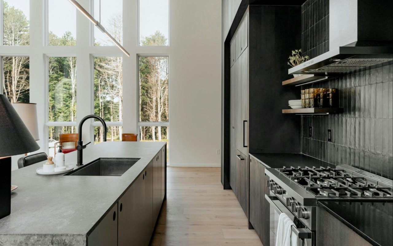 Exploring High-End Homes in Lincoln Park, IL