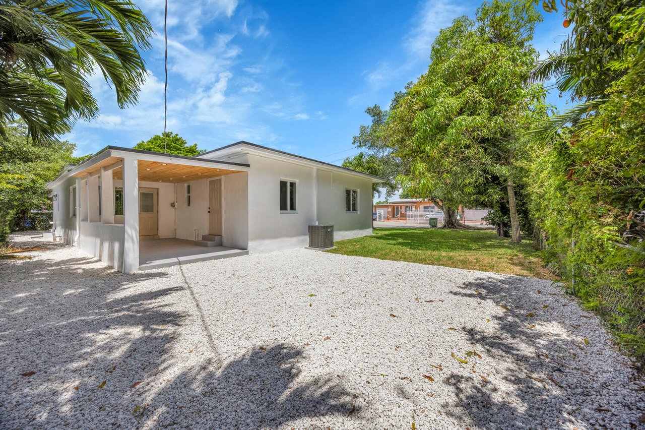 Fully Renovated 4-Bedroom Home Minutes from Coral Gables