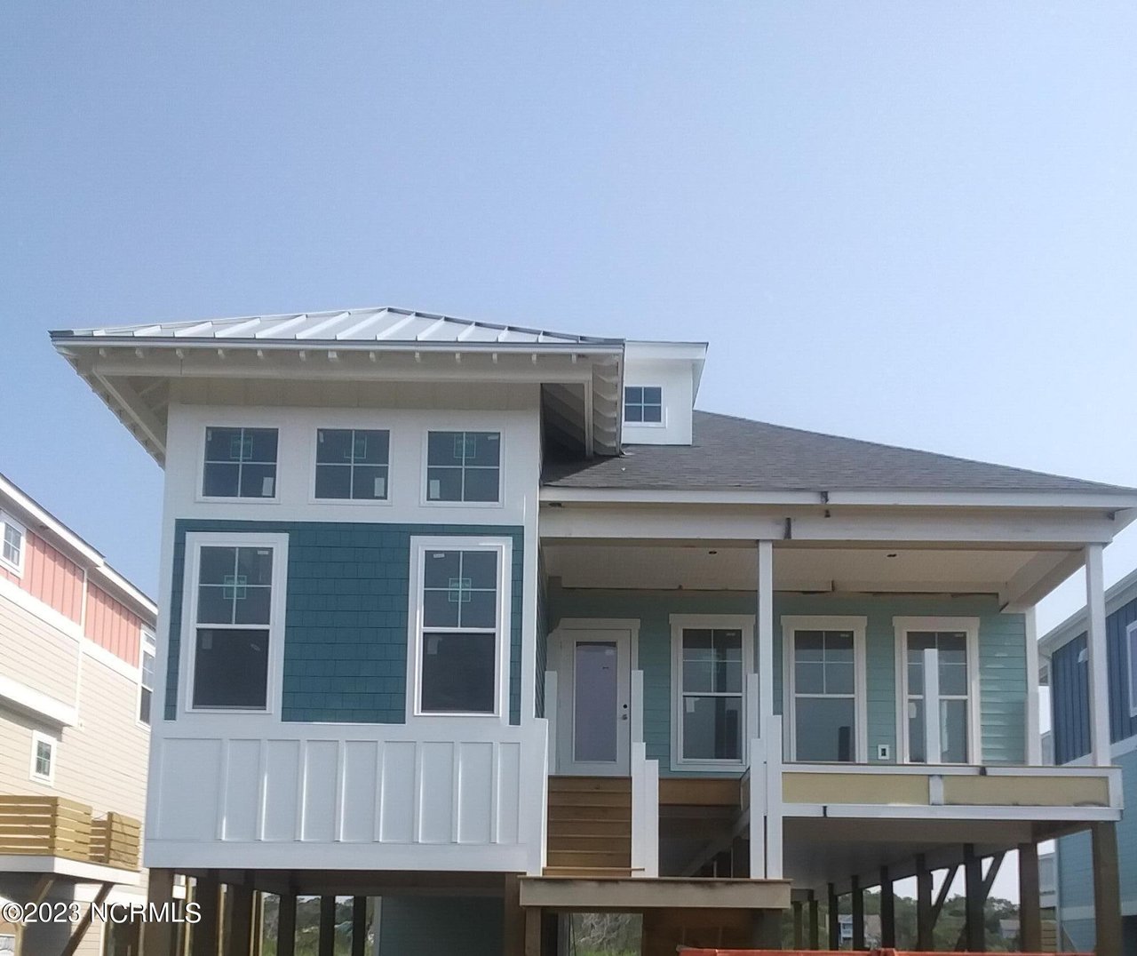 512 W Pelican Drive