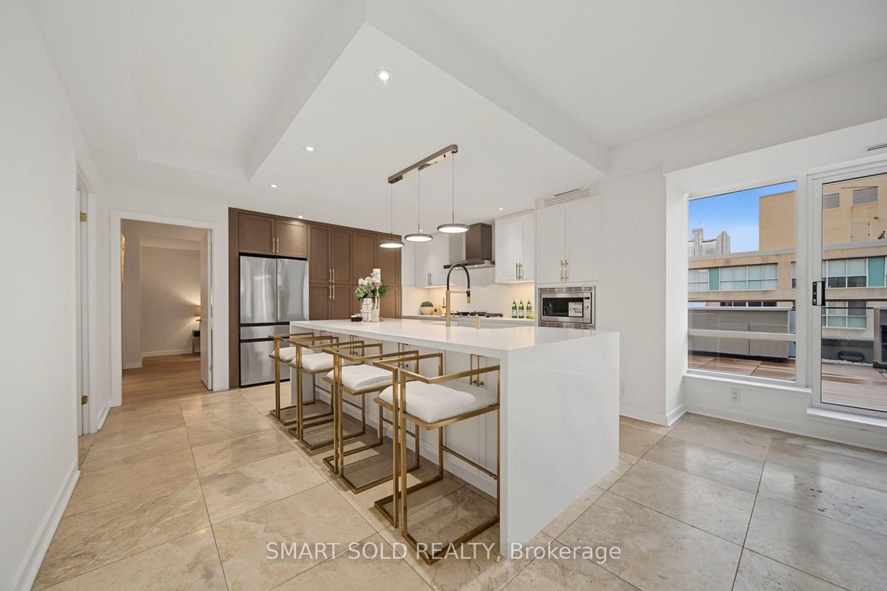 PRESTIGE AT 500 QUEENS QUAY WEST
