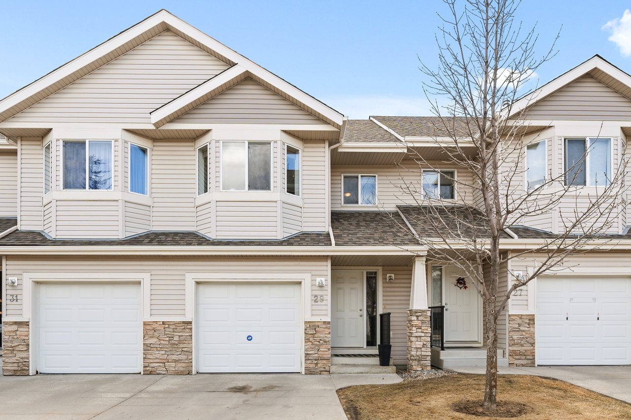Tranquil Townhome Living in Royal Oak | Walkout Basement & Pond Views