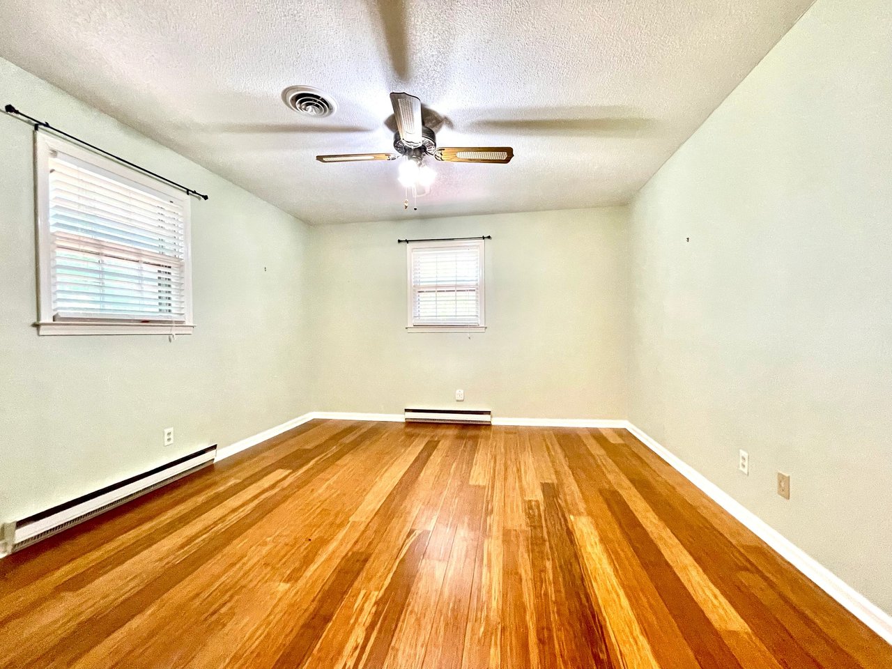 SOLD- Discover Your Dream Home in Lakewood Heights, 318 Hillandale Road, Liberty, SC