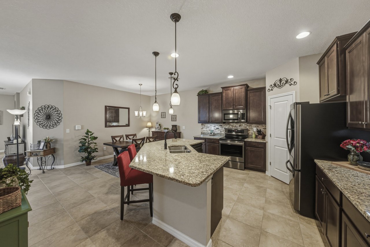 7739 Timberview Loop