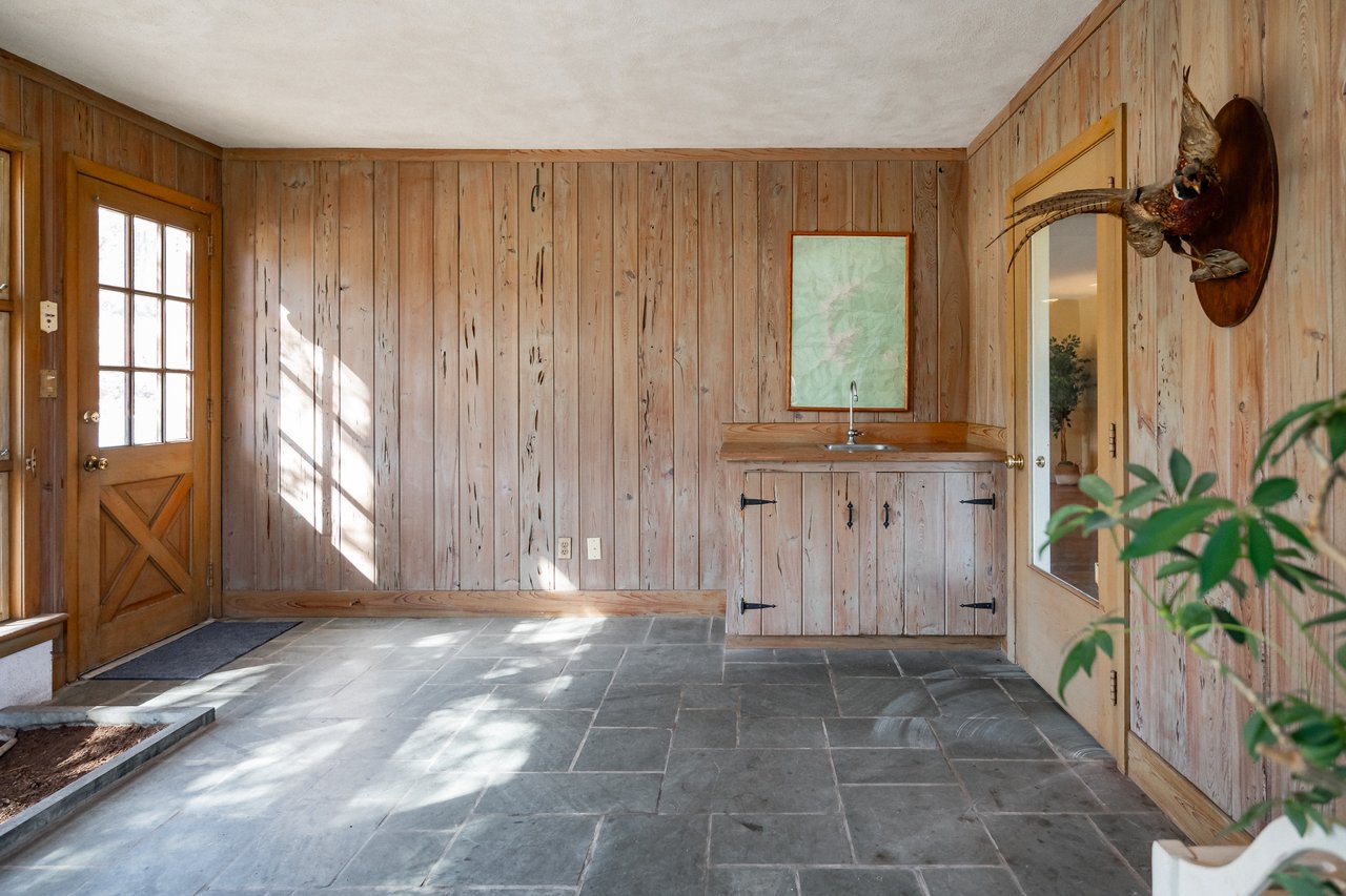 2016 Stonesthrow Road