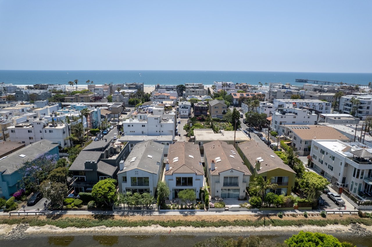 3609 Esplanade