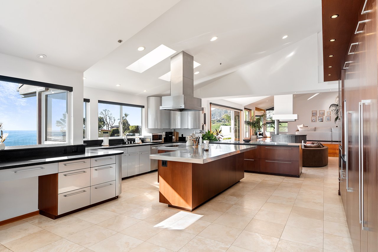 Casa Bianca by Oraklus