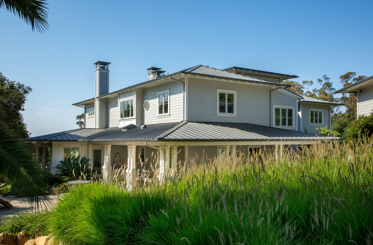 857 Picacho Ln