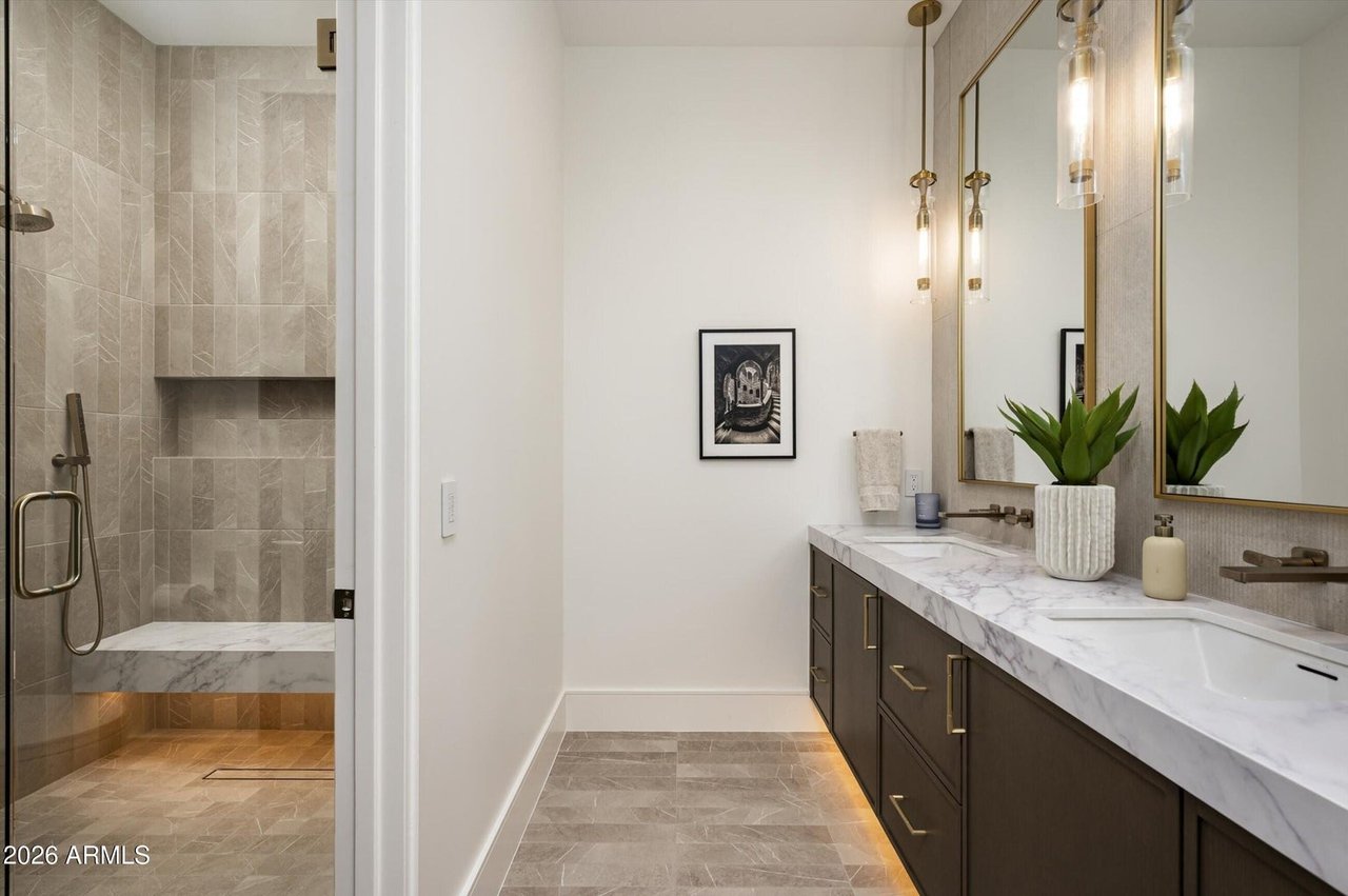 9245 E RIMROCK Drive