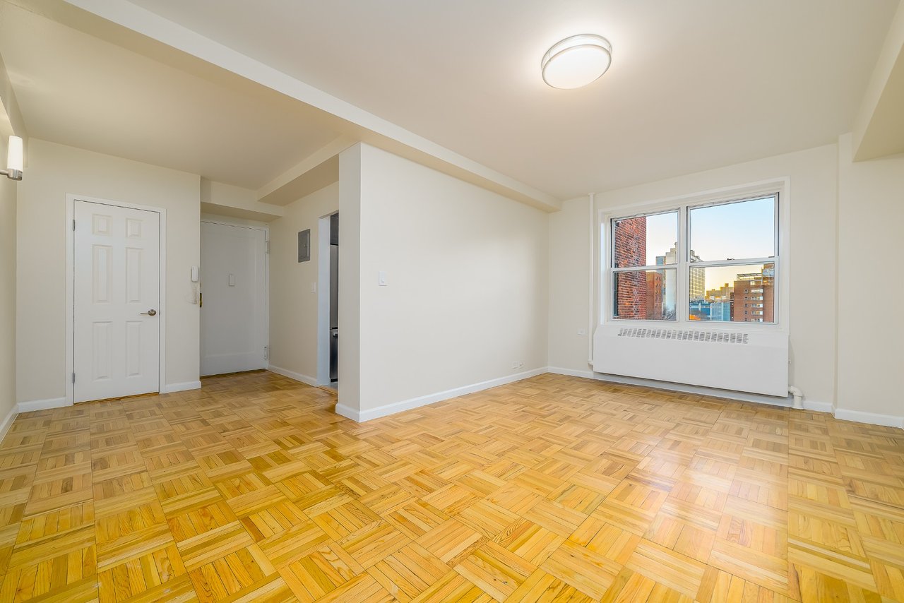 45 East 135th Street Unit: 8D
