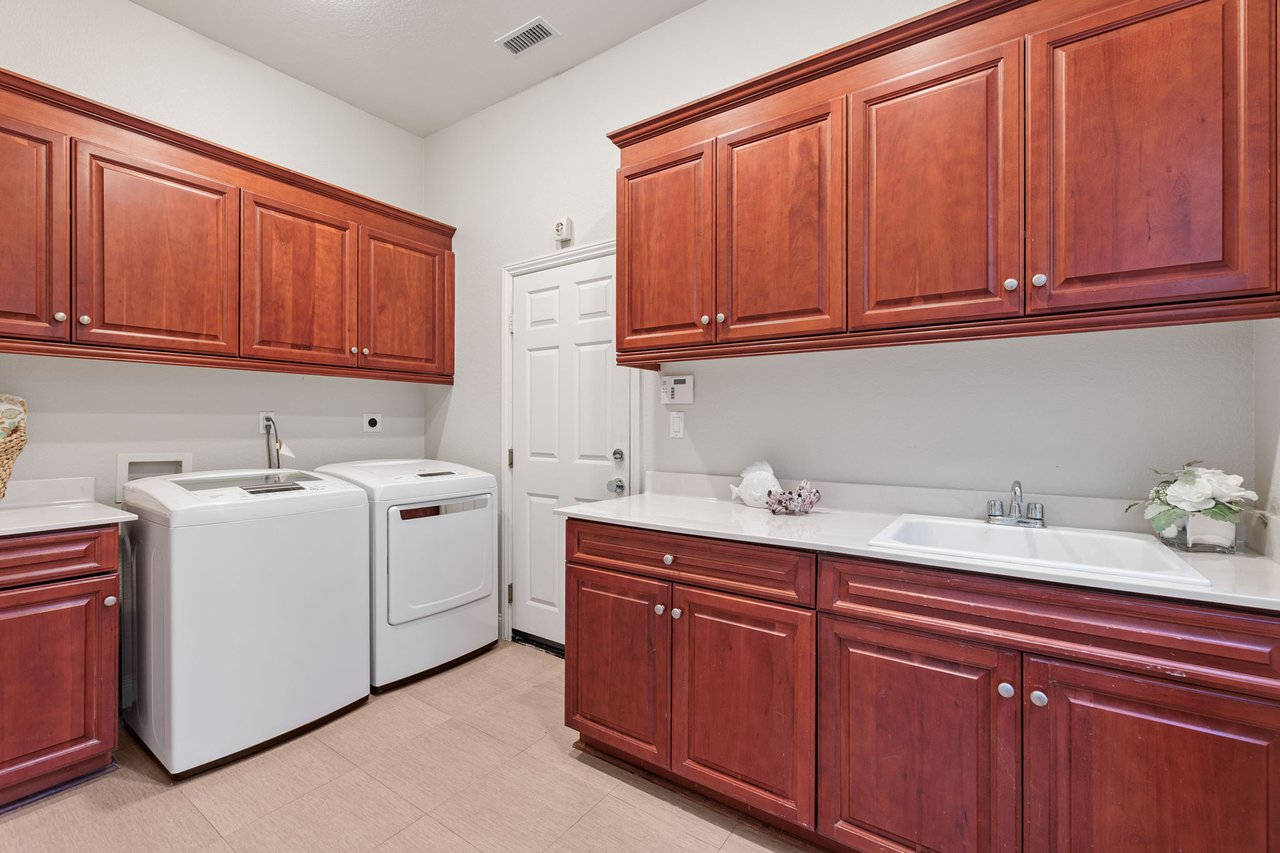 1460 Ravean Court