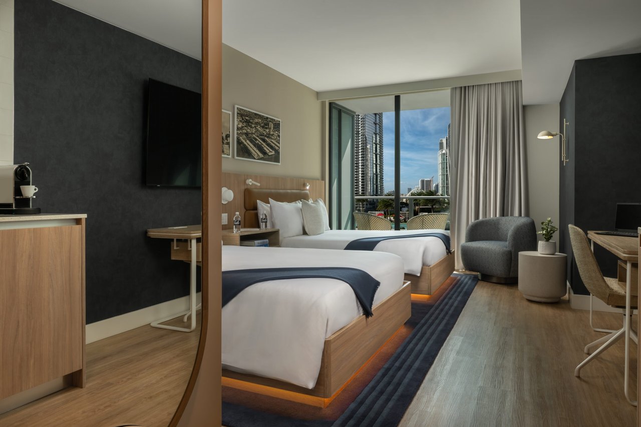 Gale Hotel