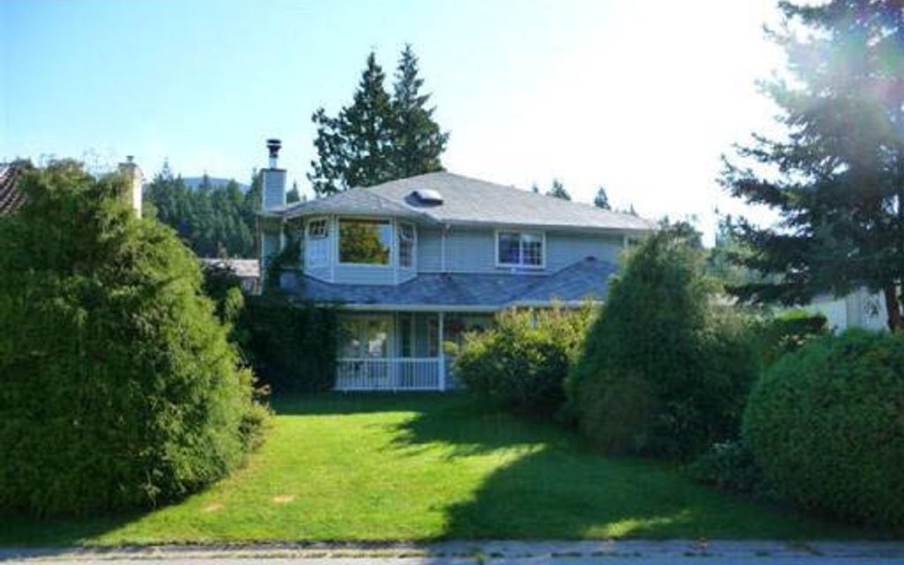 1009 Pitlochry Way