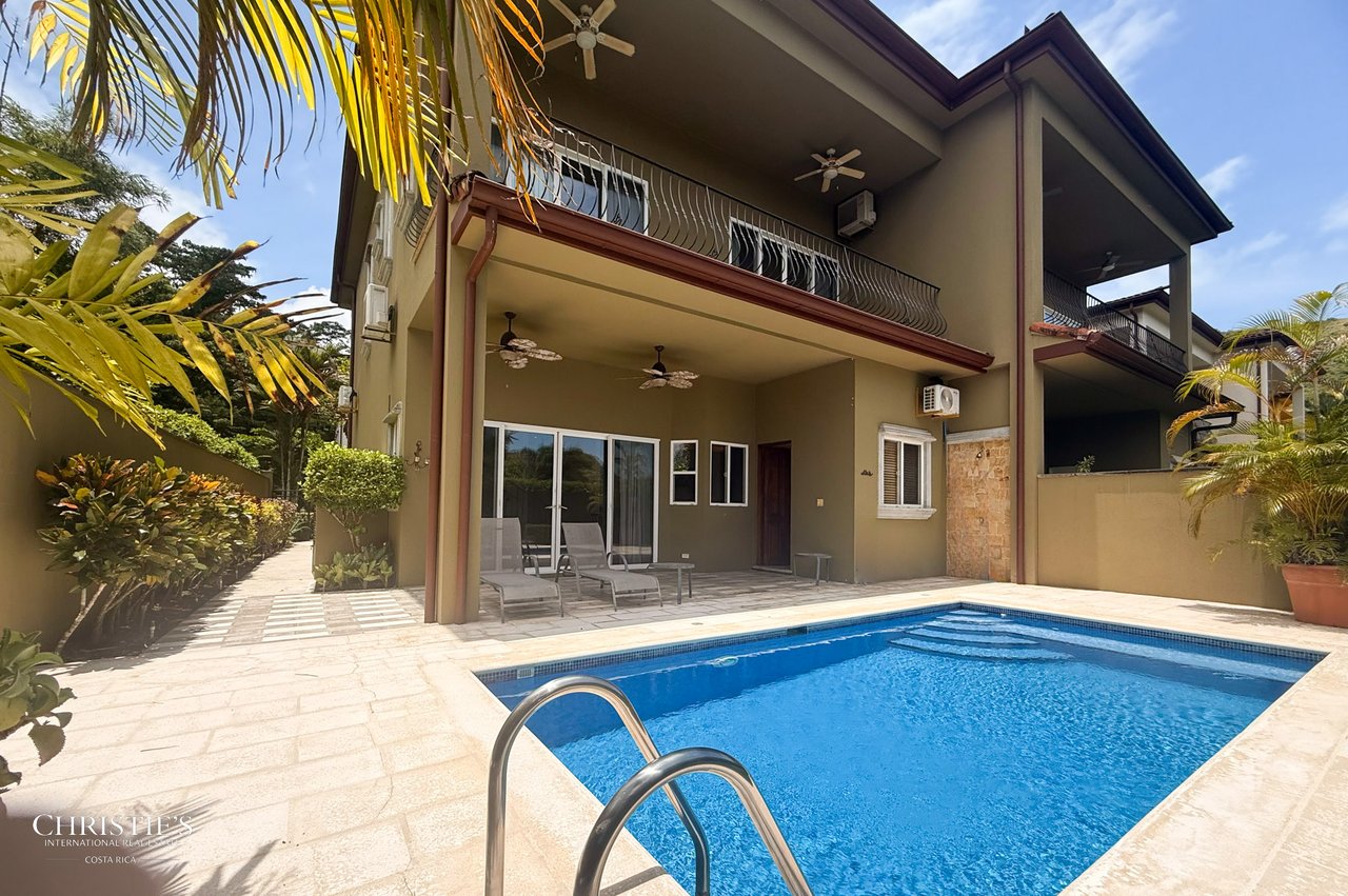 Las Lomas 46 Townhouse with Private Pool