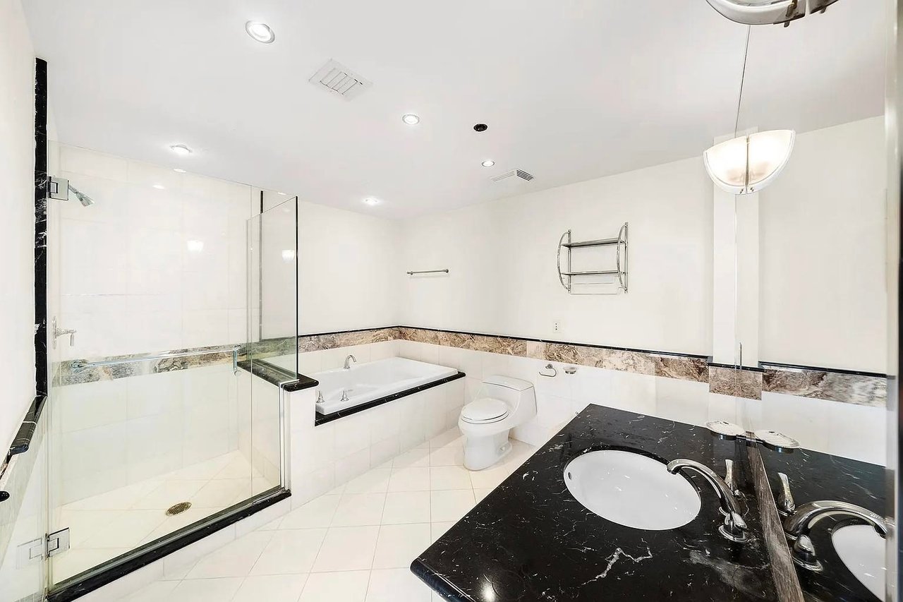 540 WEST AVE #1713