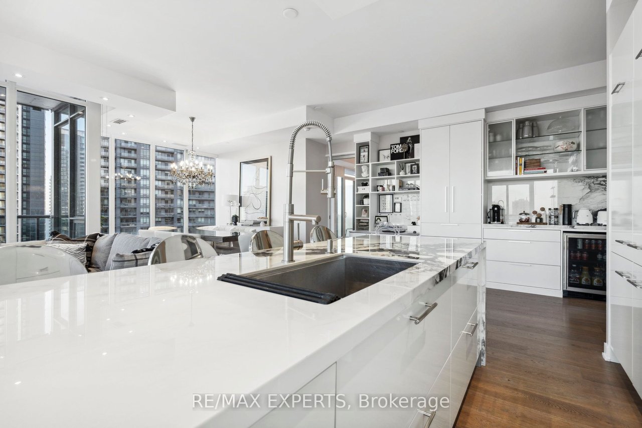 SOUTH BEACH CONDOS