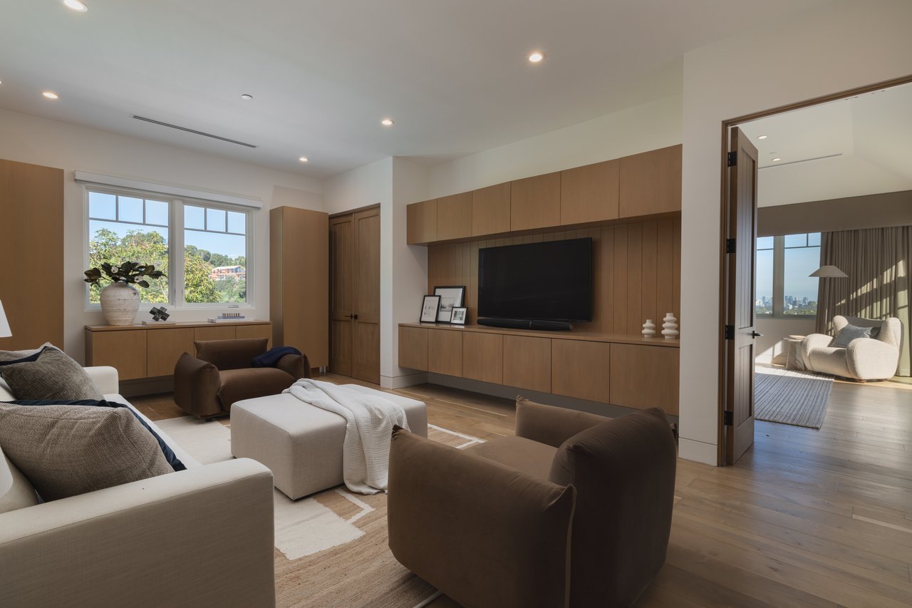 1722 San Remo Dr, Pacific Palisades