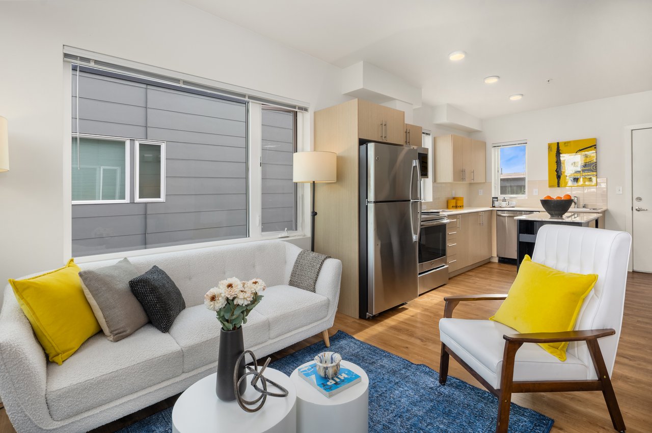 121 12th Avenue E Unit: 506