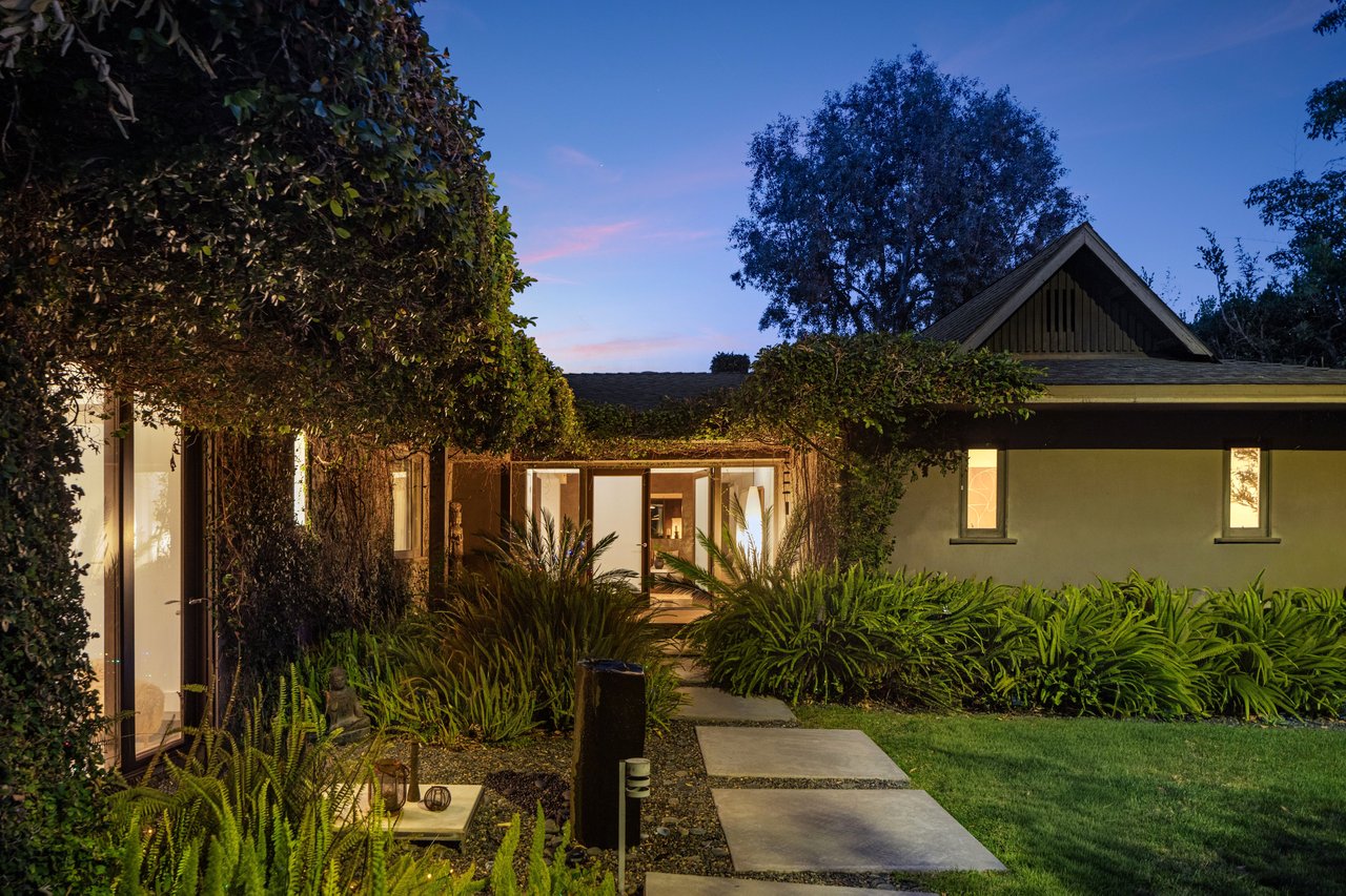 2220 Banyan Dr, Brentwood 