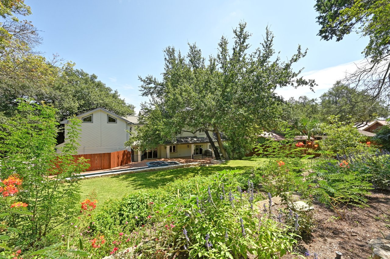 4207 Bennedict Lane