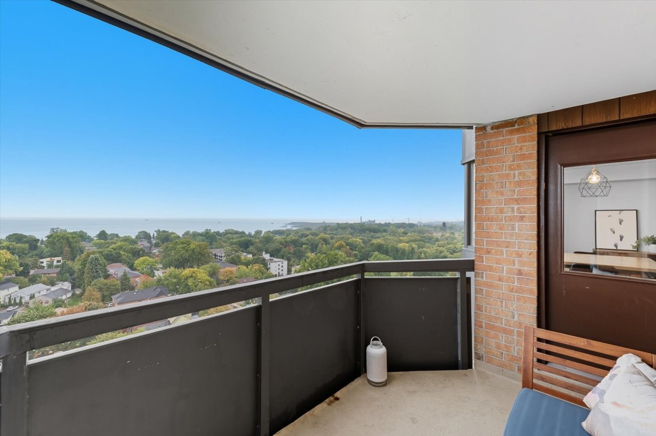 3845 Lake Shore Blvd W 1508