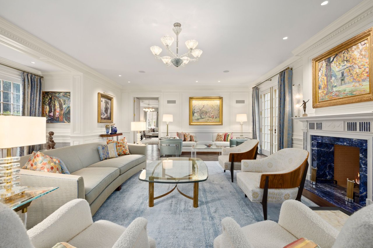 10301 Strathmore Dr, Holmby Hills