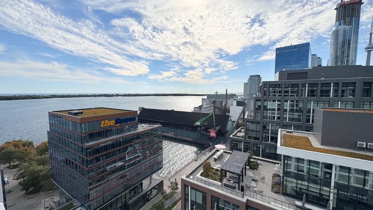 15 Richardson Street Unit: 1814