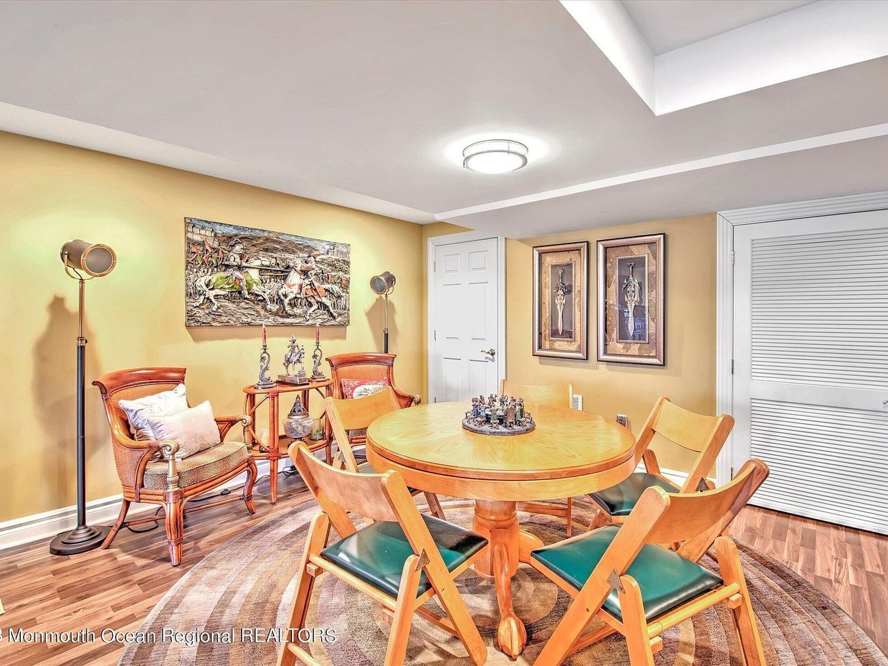 52 Smock Court