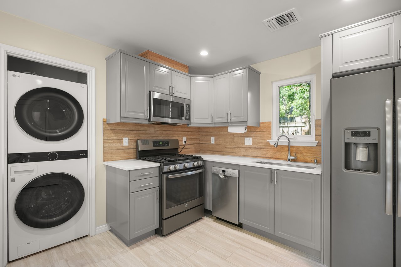 1705 E 14th Street Unit B