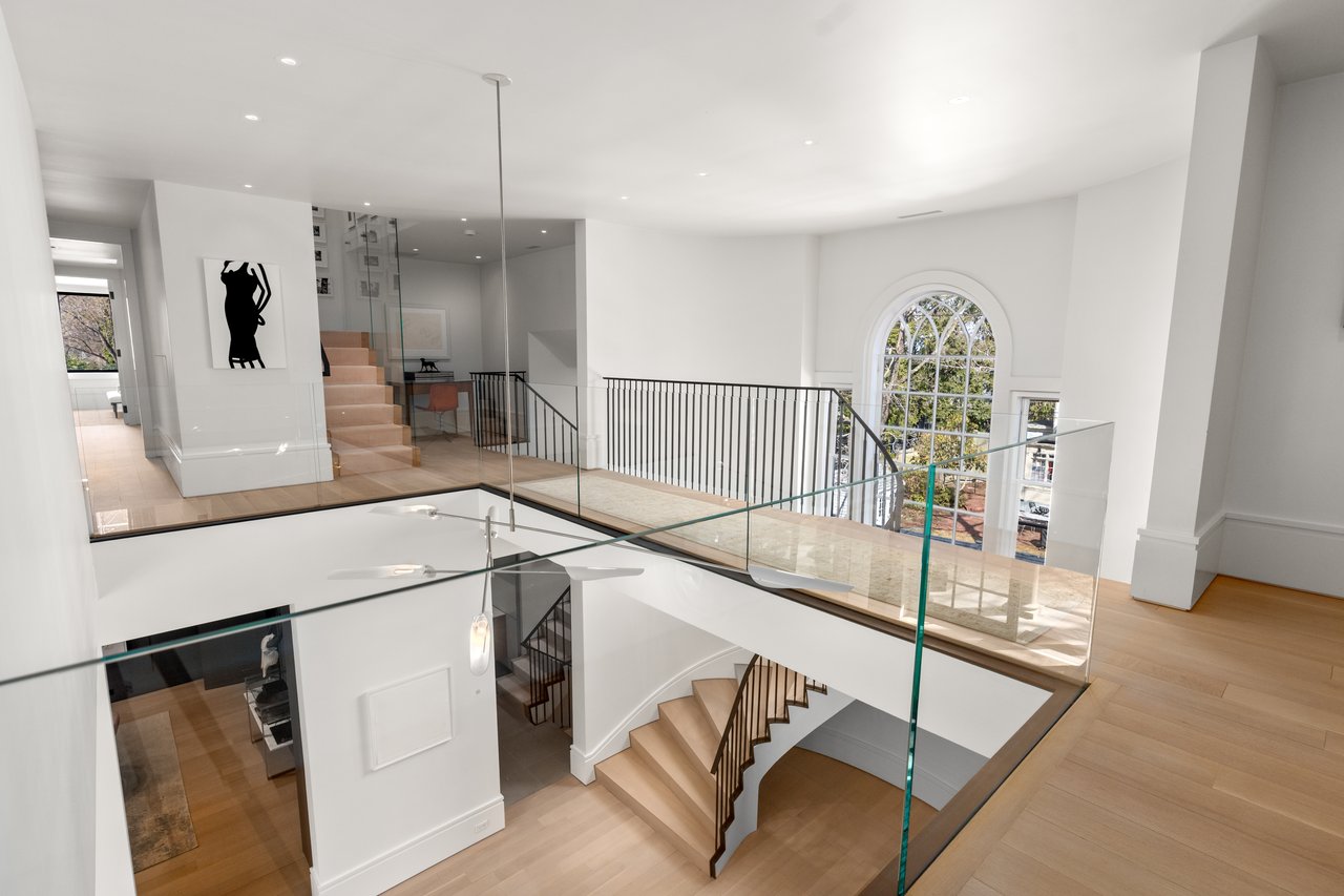 55 Fayerweather Street, Cambridge, MA 02138