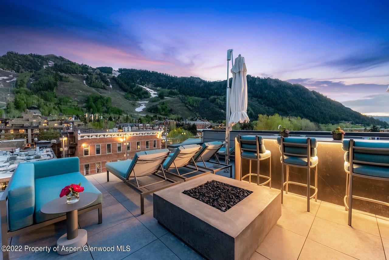 508 E Cooper Avenue, Unit 201