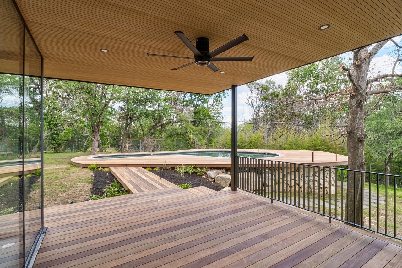 203 Wildcat Hollow and 100 Redbud Trail